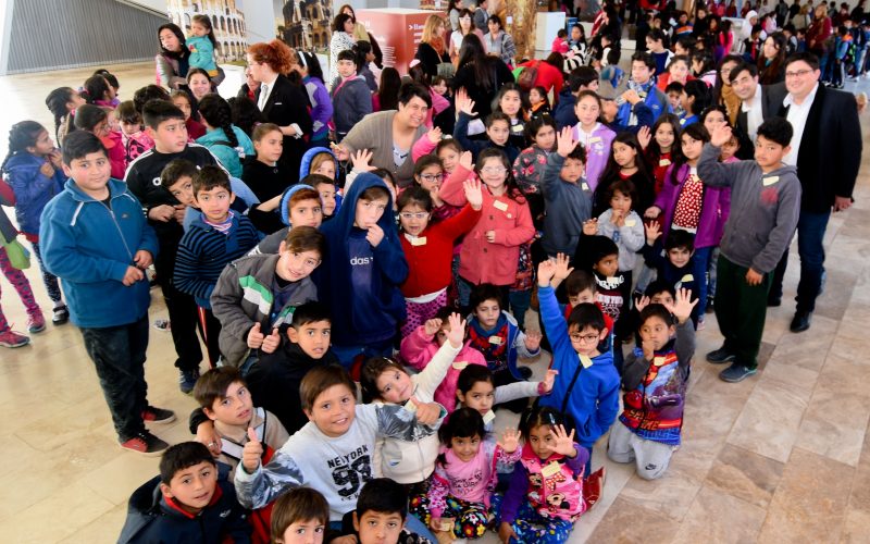 MÁS DE 900 NIÑOS DISFRUTARON DE LA MAGIA DEL GATO CON BOTAS